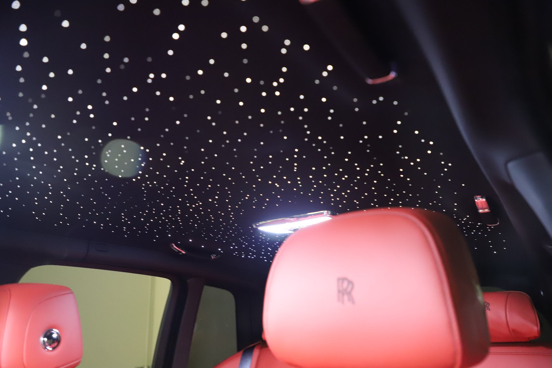 2020 Rolls-Royce Cullinan Black Badge, 18/20