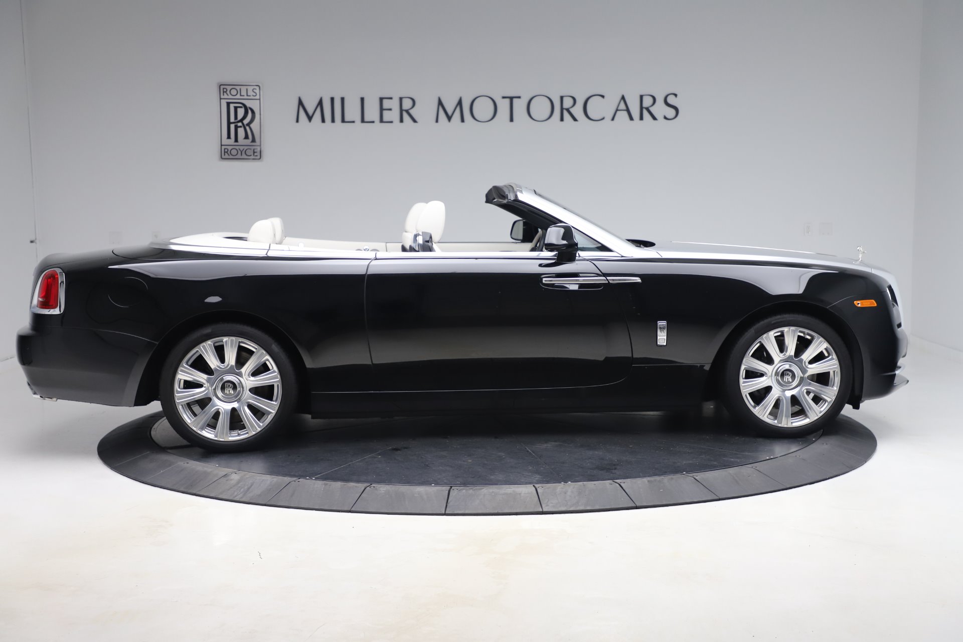 2017 Rolls-Royce Dawn, 6/20