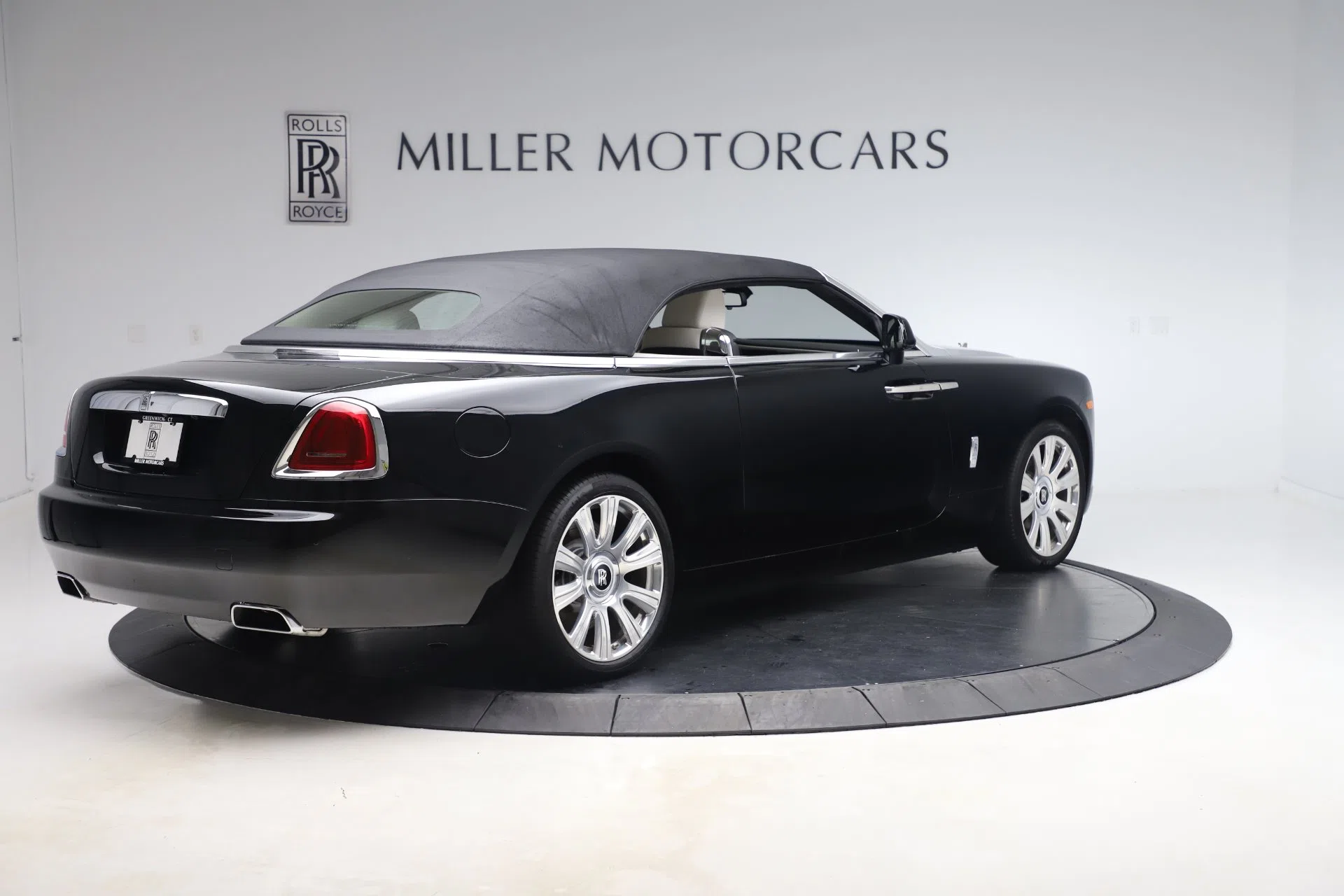 2017 Rolls-Royce Dawn for sale, exterior
