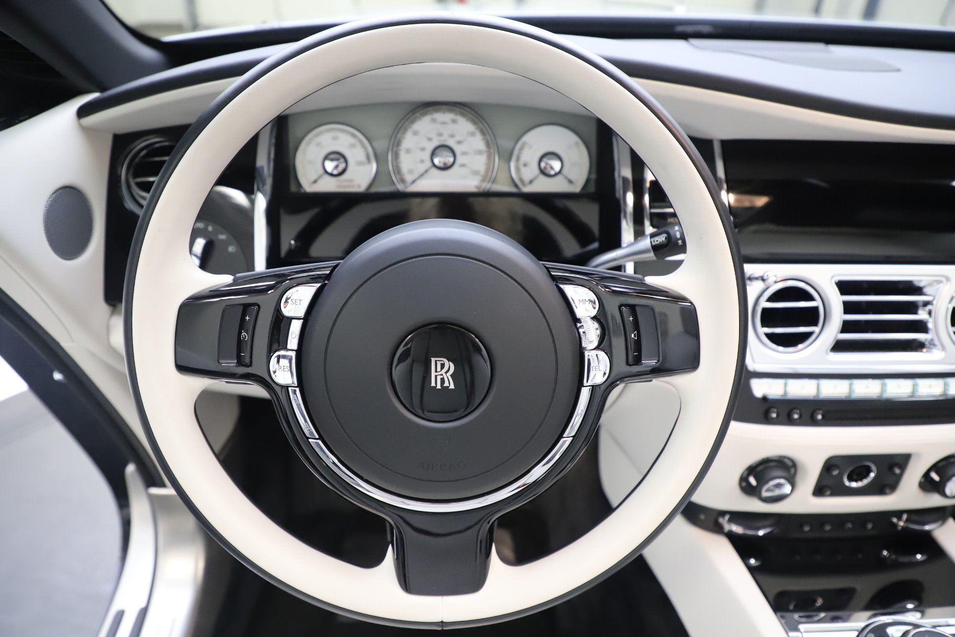 2017 Rolls-Royce Dawn, 18/20