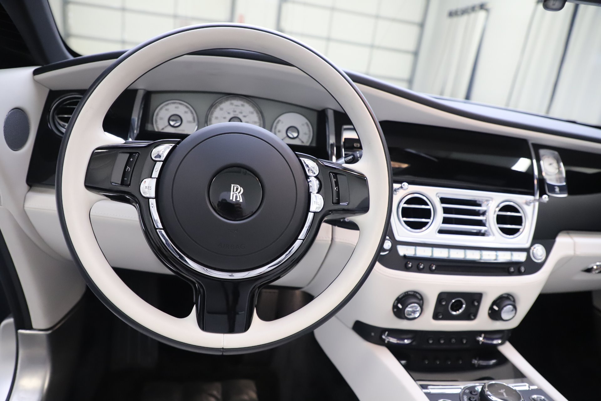 2017 Rolls-Royce Dawn, 19/20
