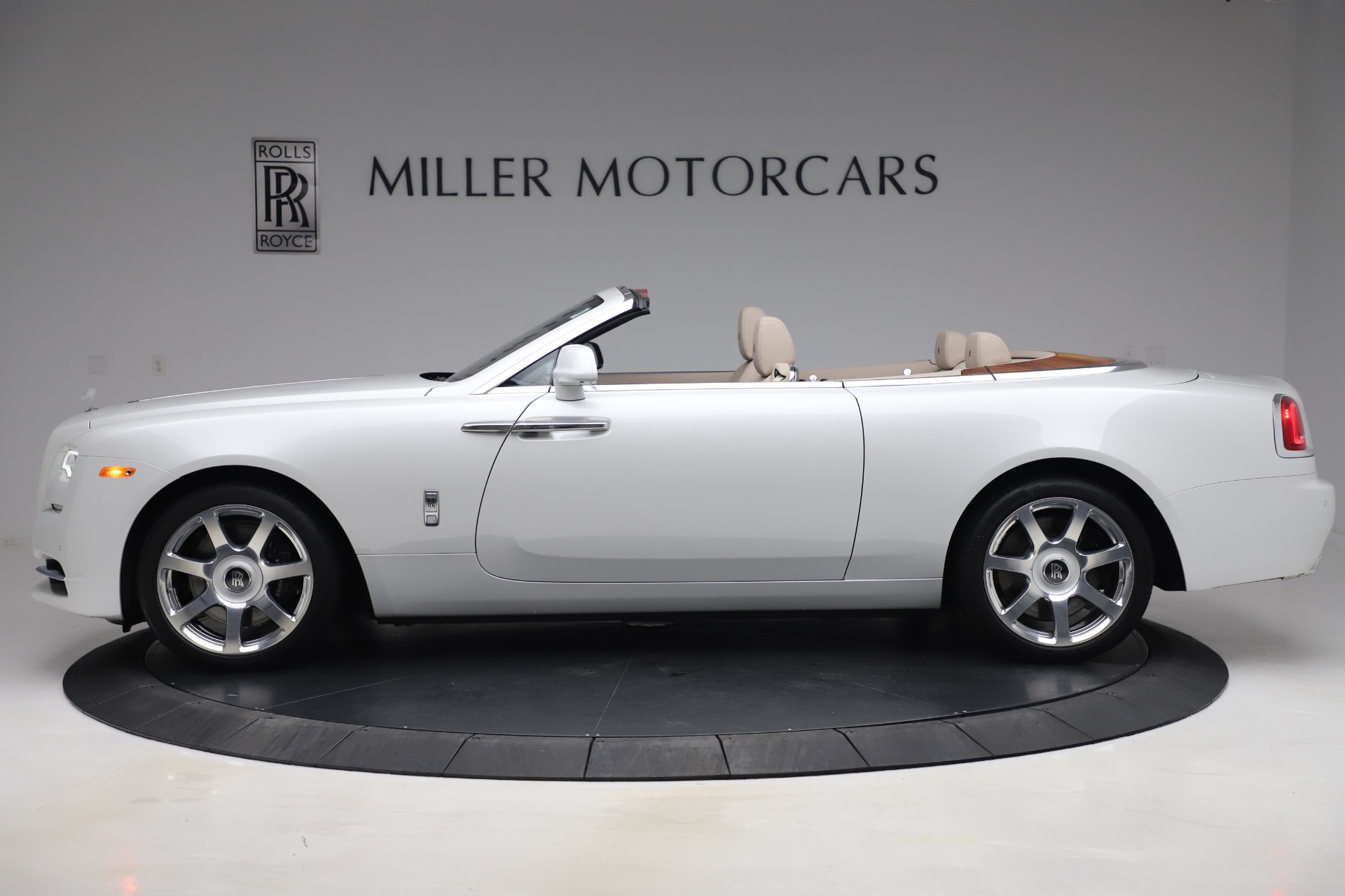 2016 Rolls-Royce Dawn, 3/20