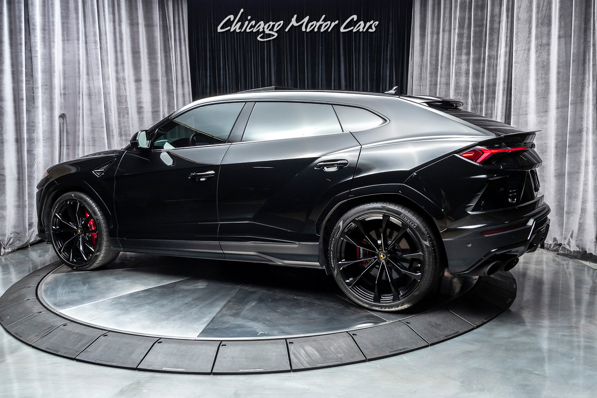 2019 Lamborghini Urus, 3/19