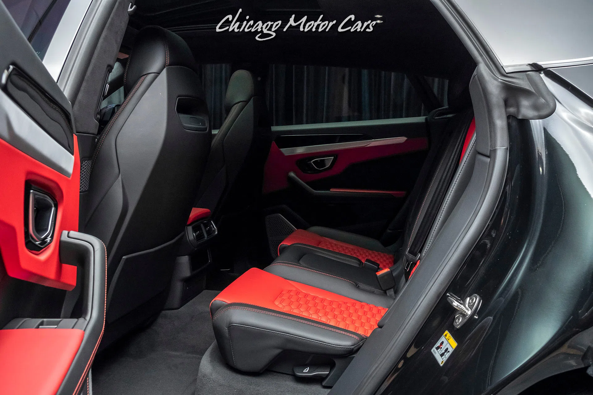 2019 Lamborghini Urus interior, seats