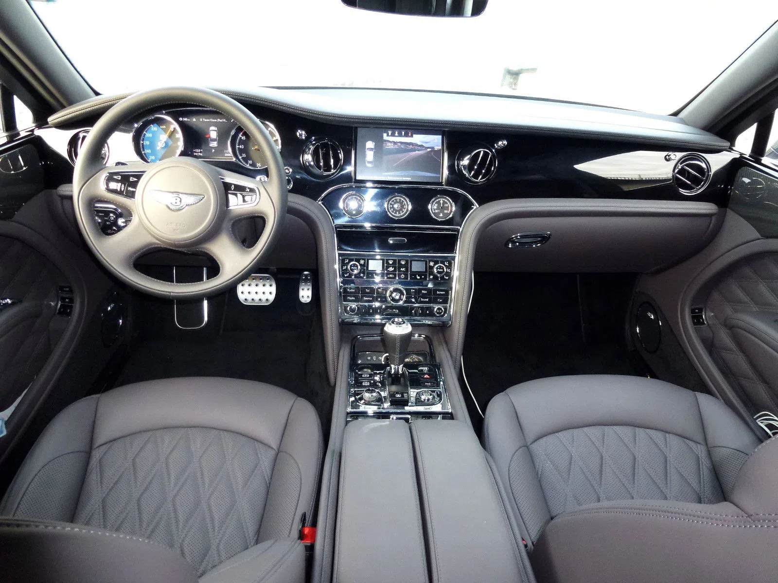 2017 Bentley Mulsanne II SPEED interior, Grey/Black