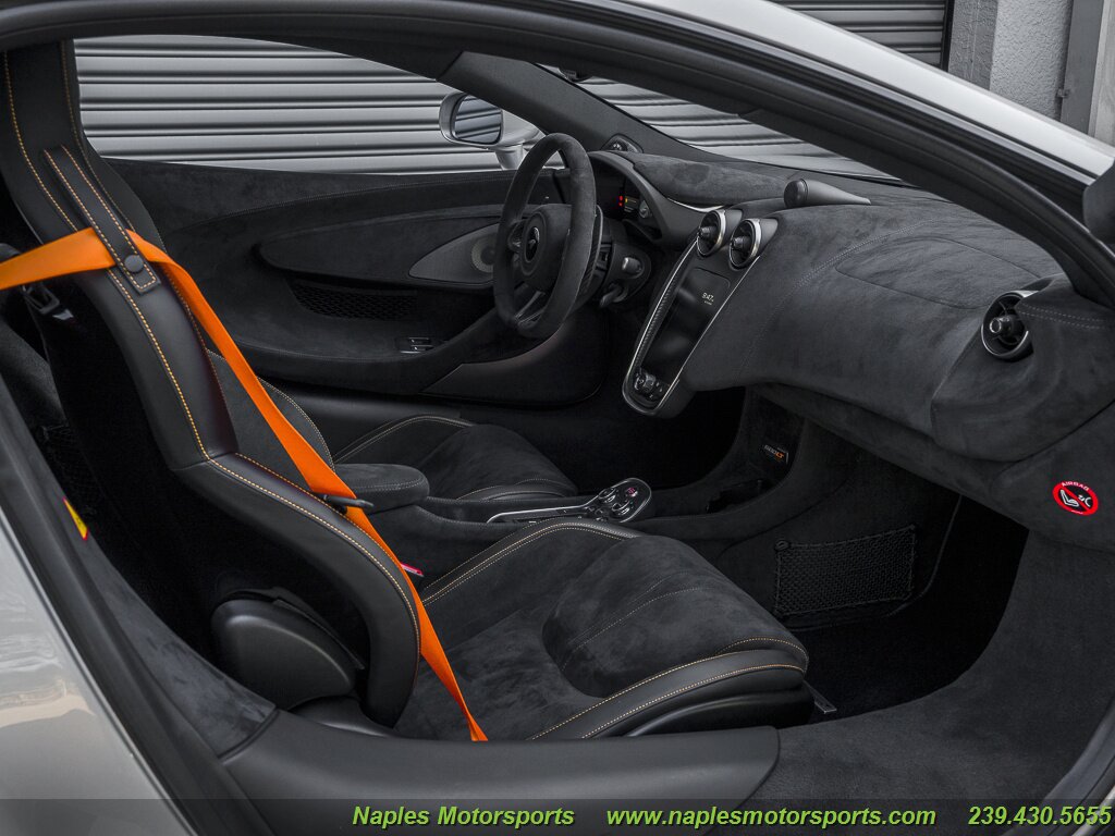 2019 McLaren 600LT, 18/20