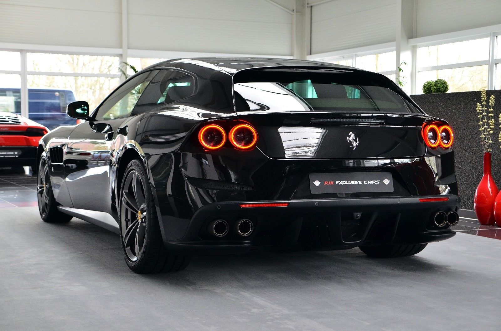 2018 Ferrari GTC4 Lusso, 6/20