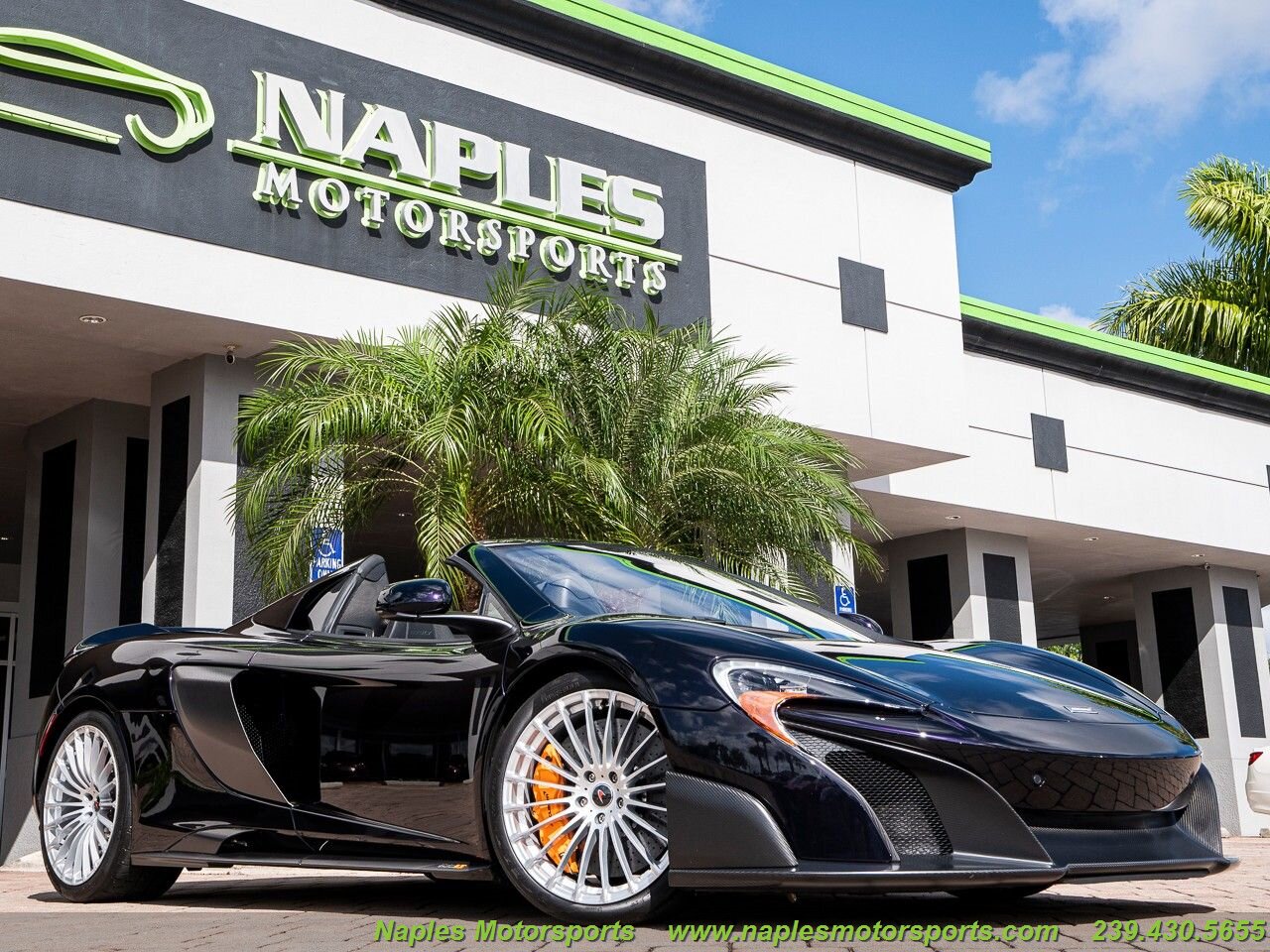 2016 McLaren 675LT Convertible, 16/20
