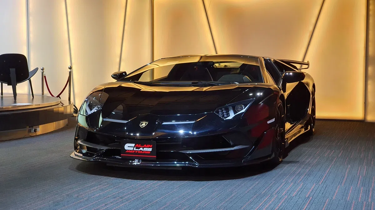 2020 Lamborghini Aventador SVJ Roadster – 1 of 800 for sale, exterior