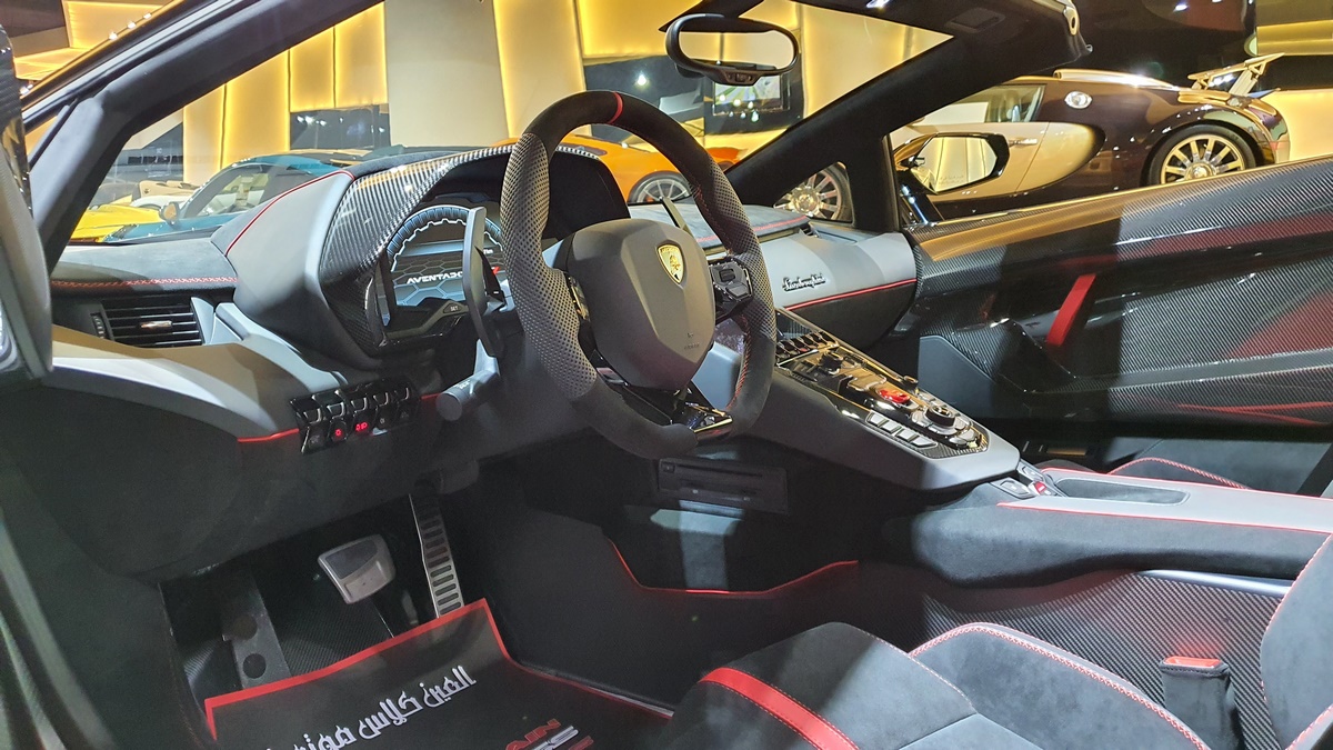 2020 Lamborghini Aventador SVJ Roadster – 1 of 800, 11/20