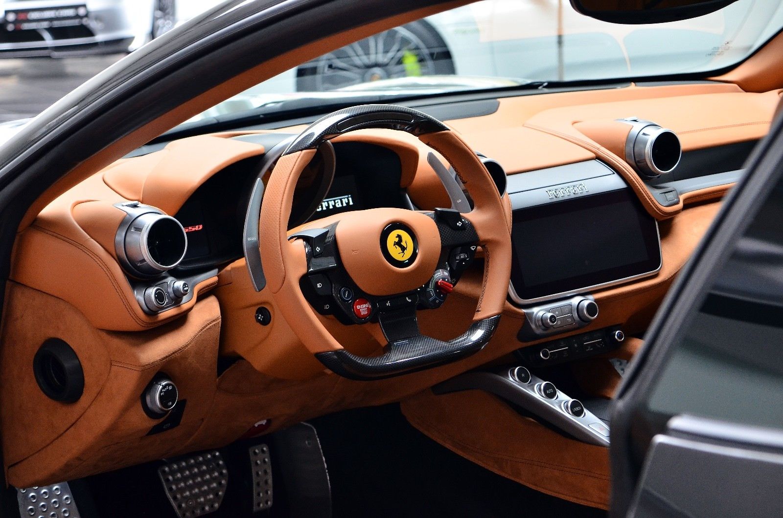 2018 Ferrari GTC4 Lusso, 11/20