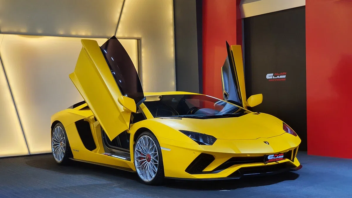 2017 Lamborghini Aventador S