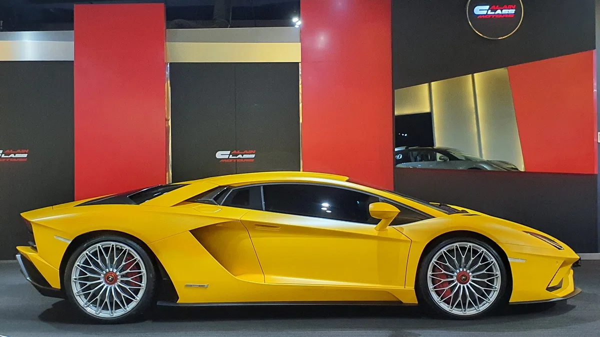 2017 Lamborghini Aventador S for sale, exterior