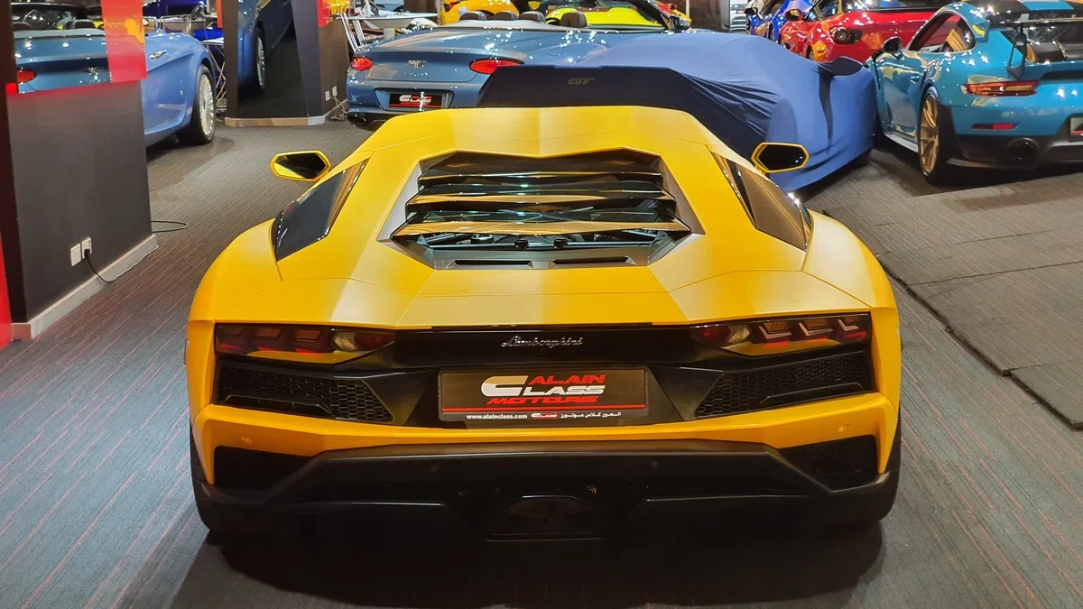 2017 Lamborghini Aventador S for sale, exterior