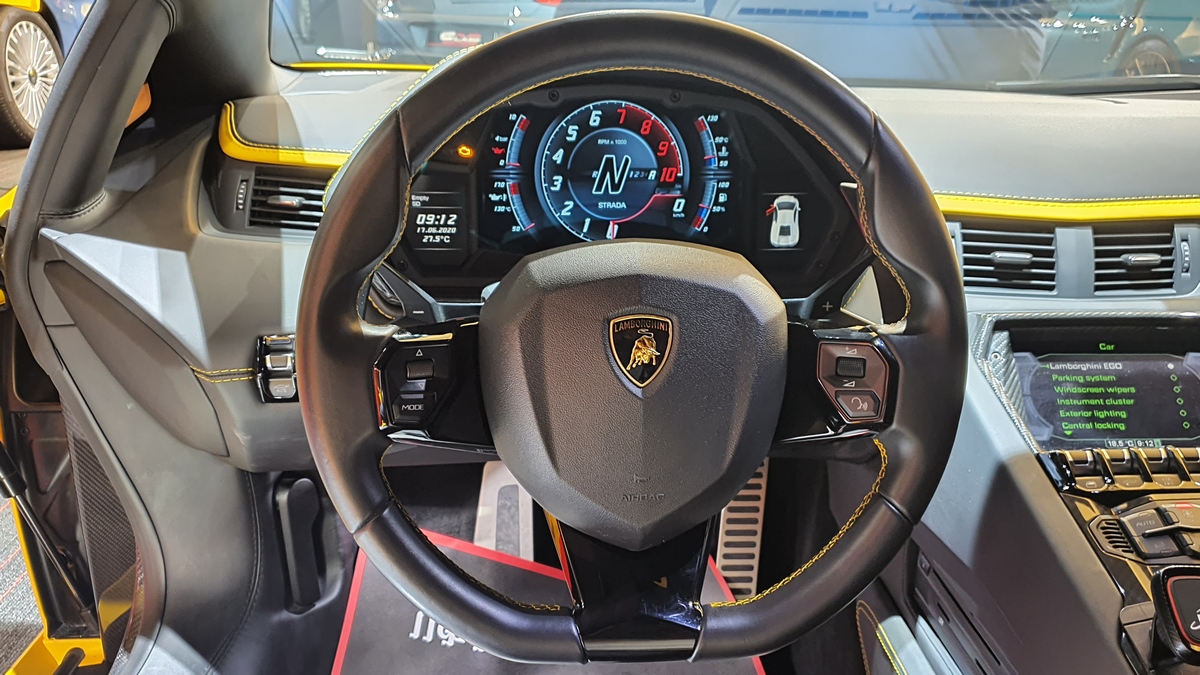 2017 Lamborghini Aventador S, 15/20