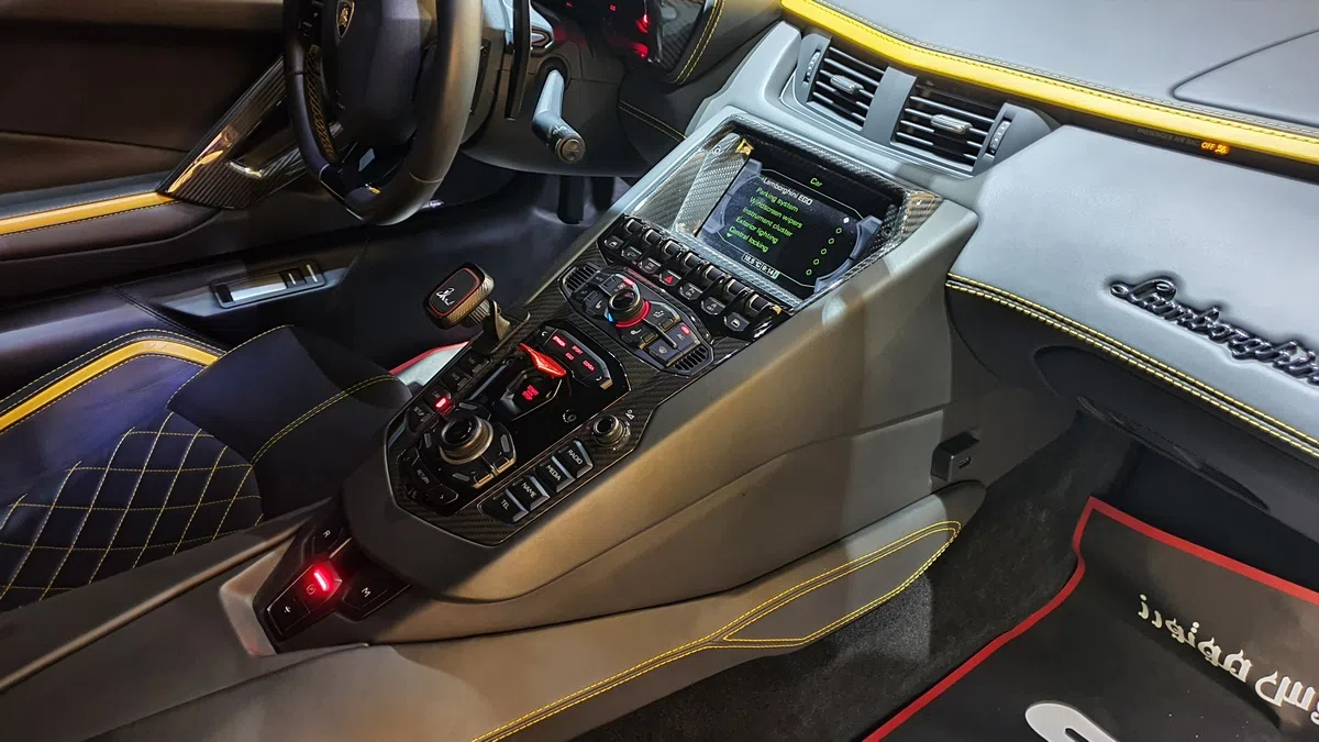 2017 Lamborghini Aventador S interior