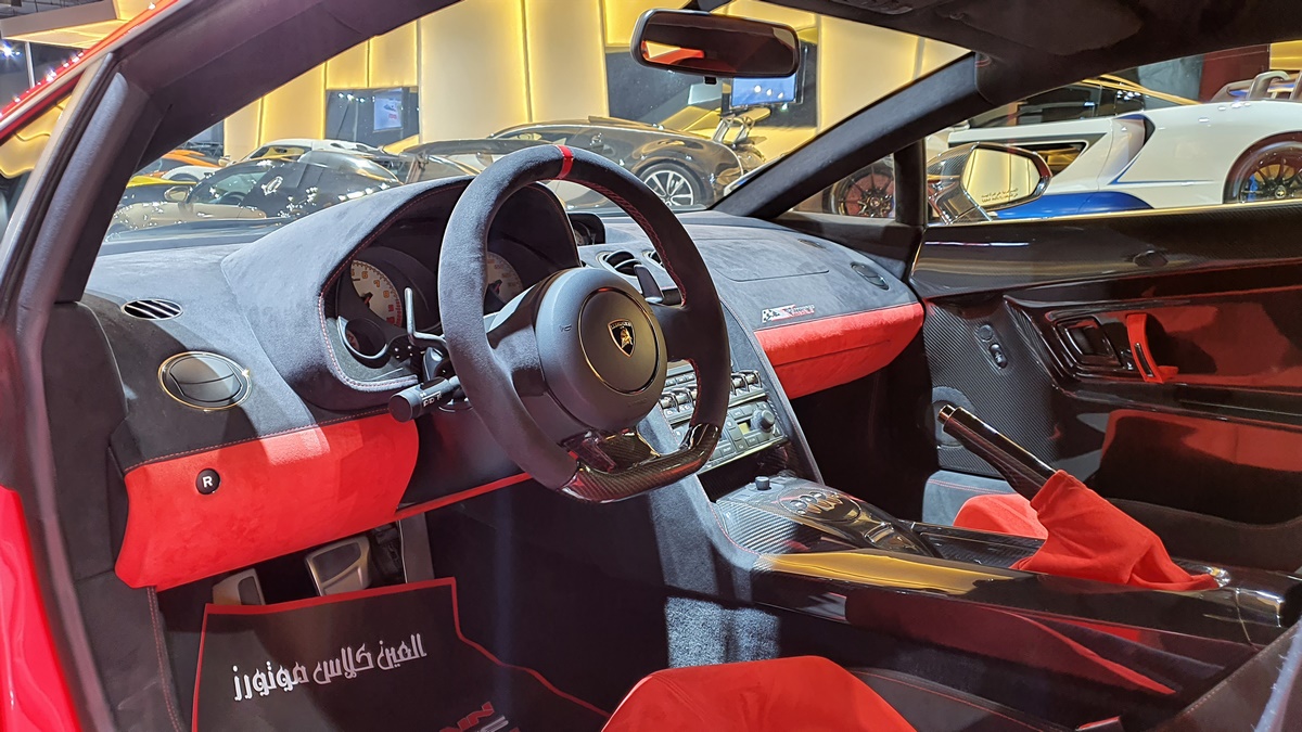 2012 Lamborghini Gallardo LP570-4 Super Trofeo Stradale – 1 of 150, 11/20