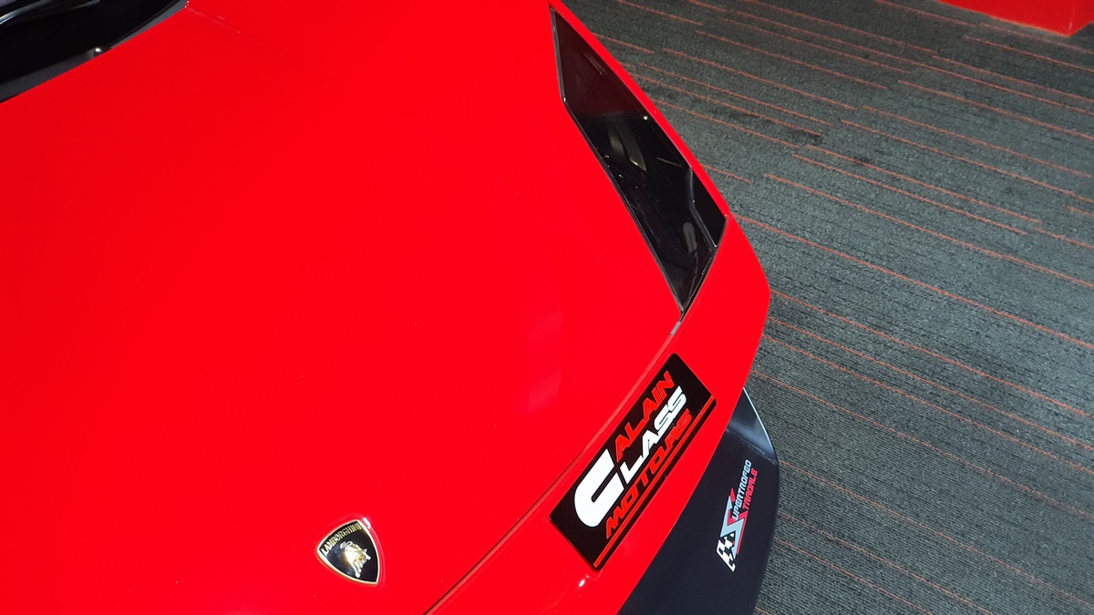 2012 Lamborghini Gallardo LP570-4 Super Trofeo Stradale – 1 of 150, 18/20