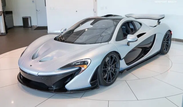 2015 McLaren P1