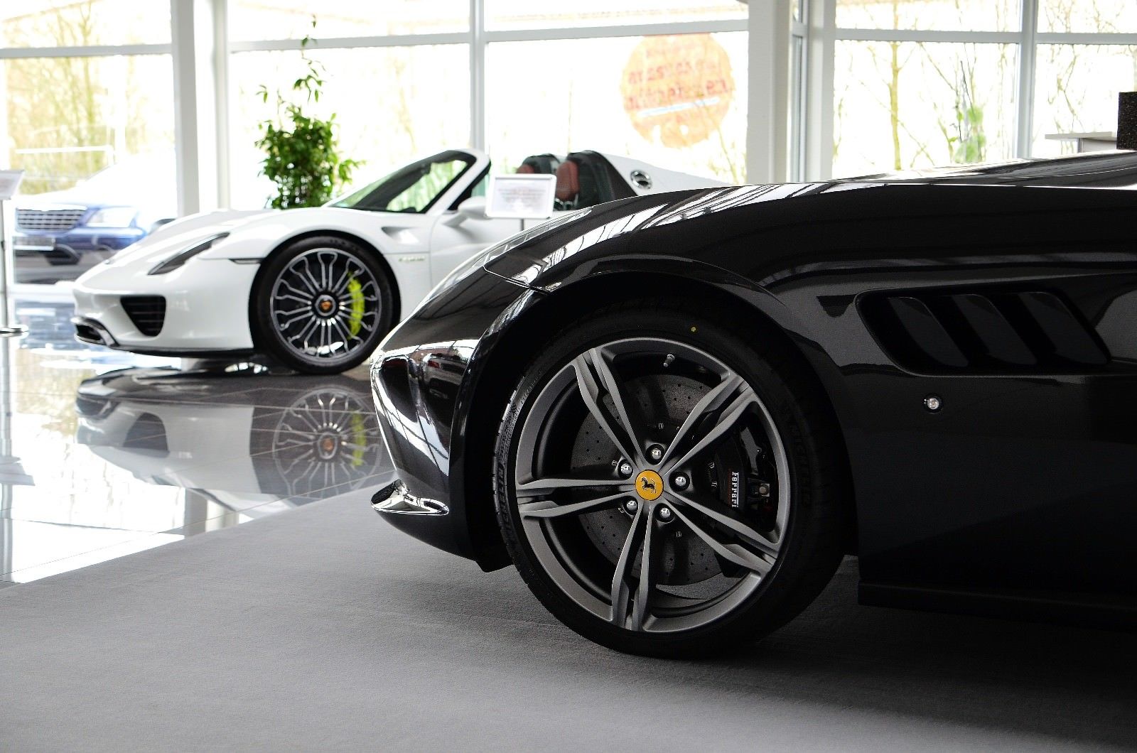2018 Ferrari GTC4 Lusso, 18/20