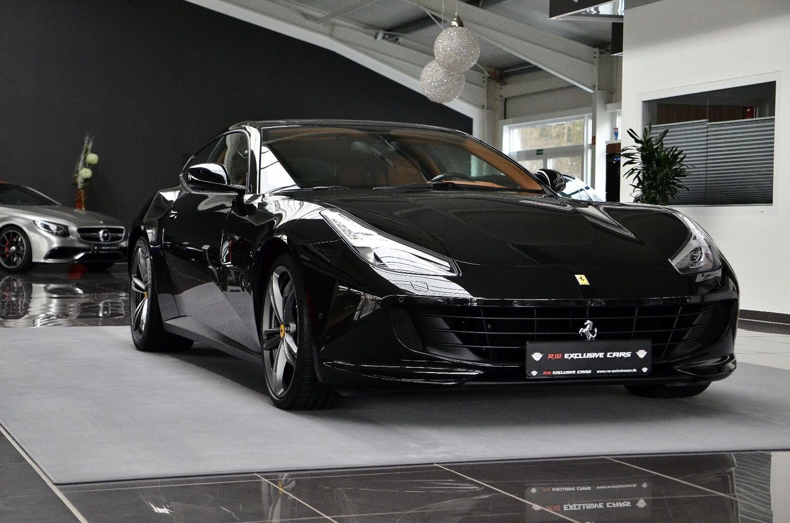 2018 Ferrari GTC4 Lusso, 20/20