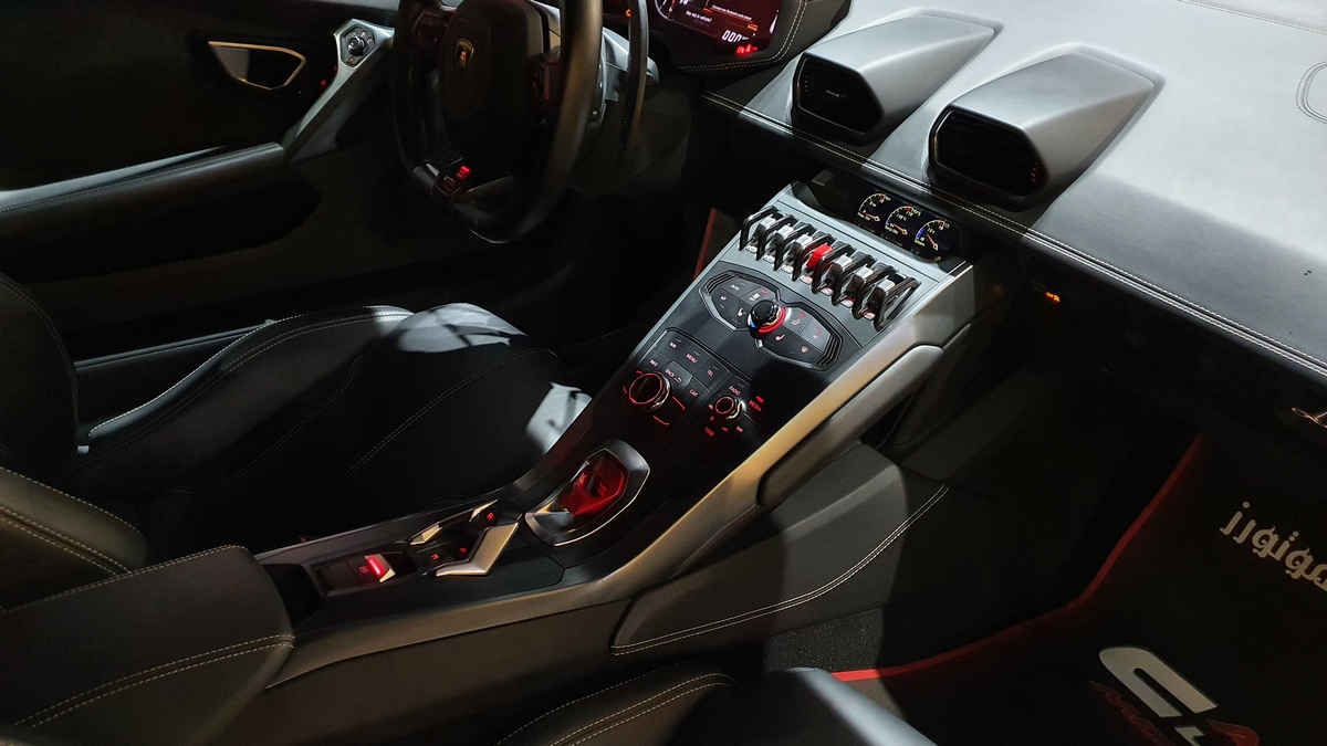 2015 Lamborghini Huracan LP610-4, 17/18