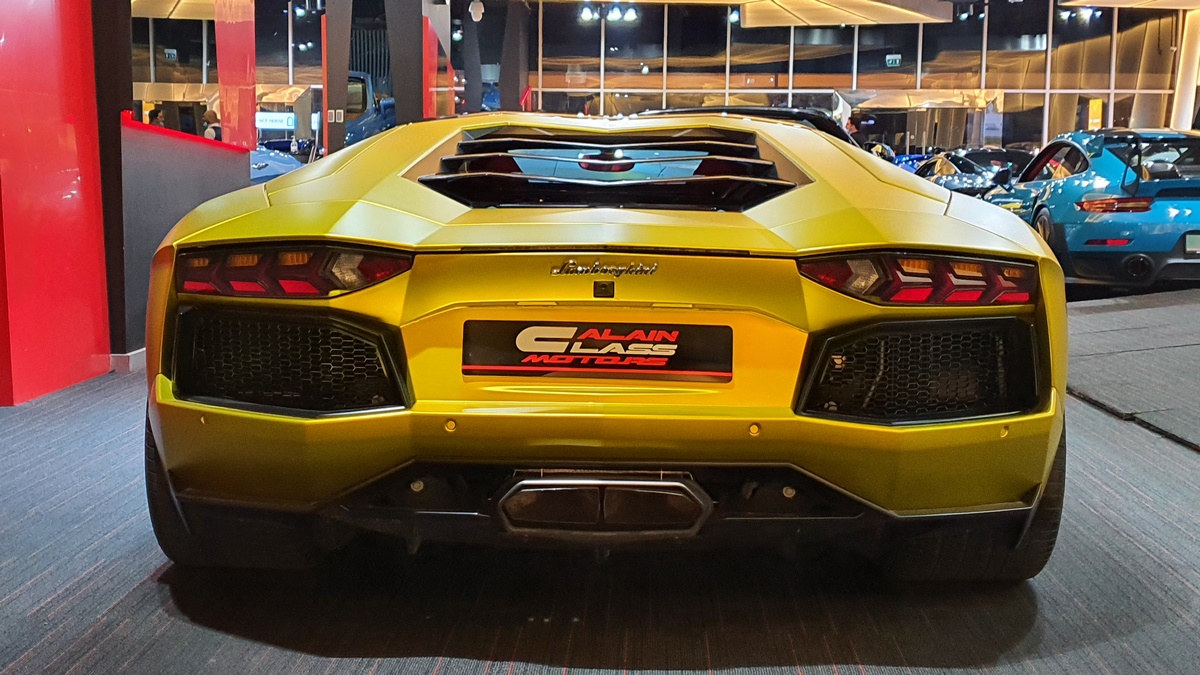 2015 Lamborghini Aventador, 12/20