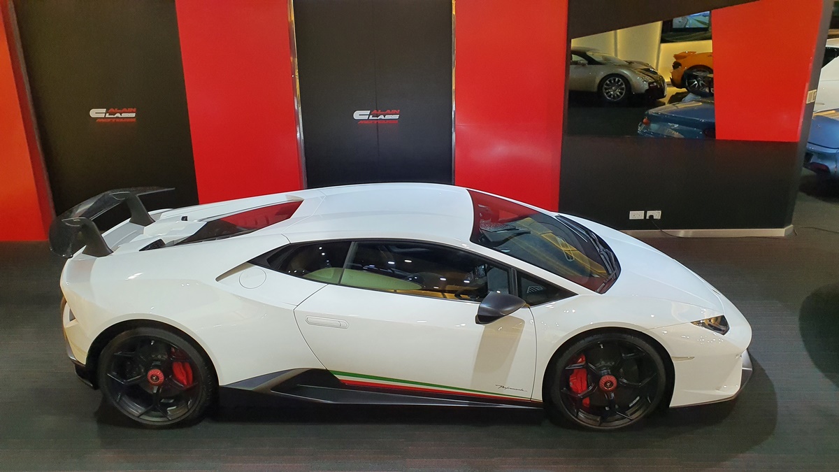 2018 Lamborghini Huracan Performante, 5/20