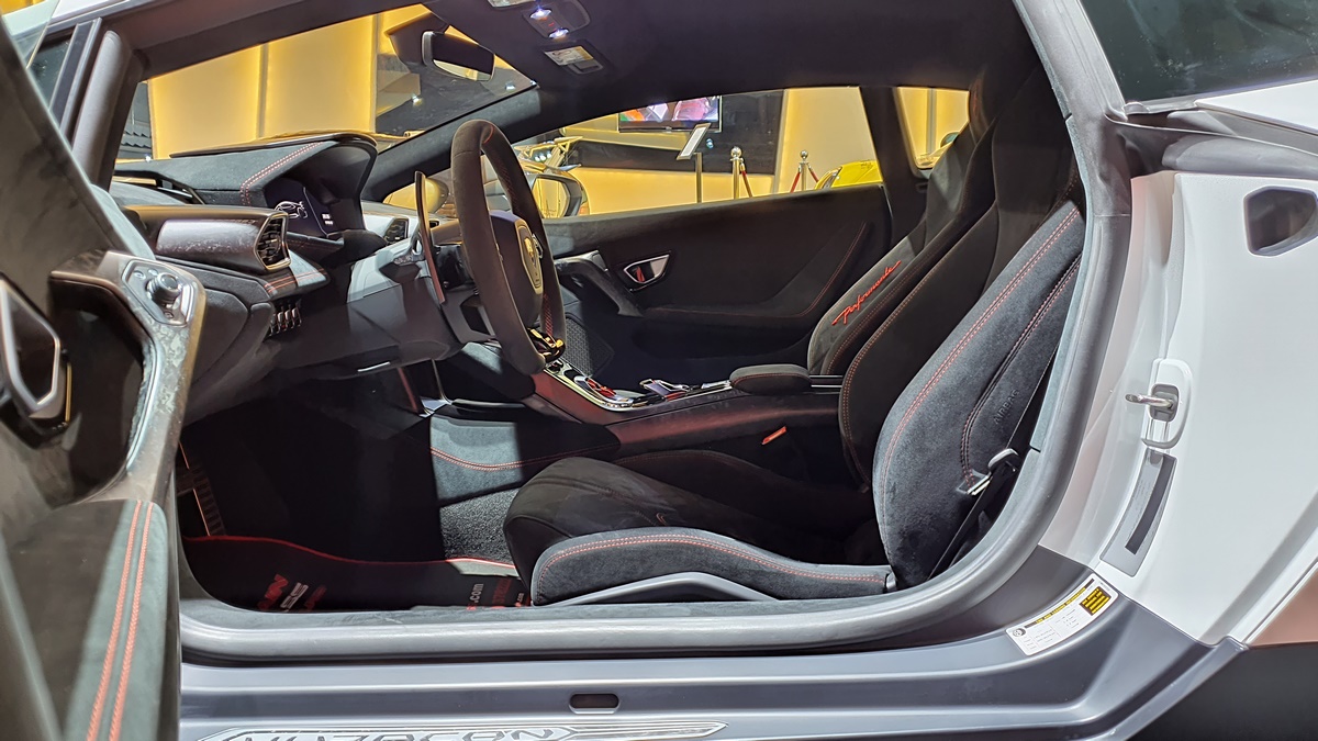 2018 Lamborghini Huracan Performante, 15/20