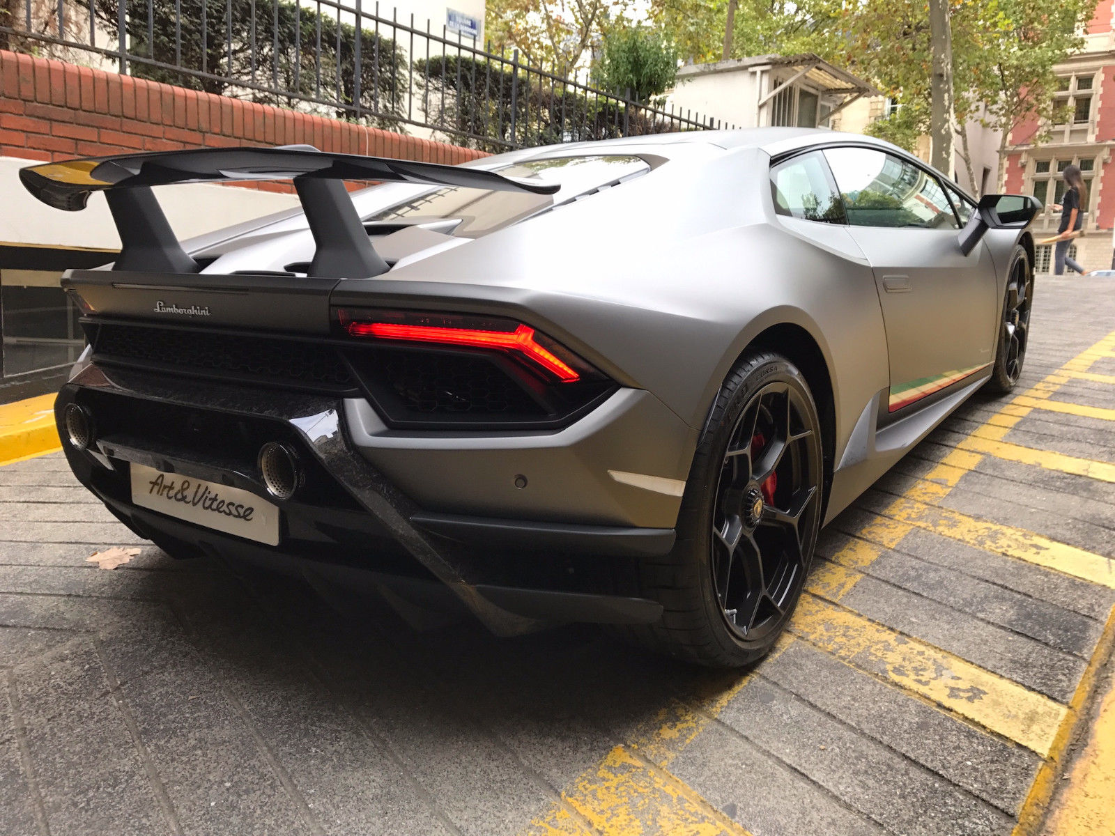 2017 Lamborghini Huracán LP 640-4 Performante, 8/15