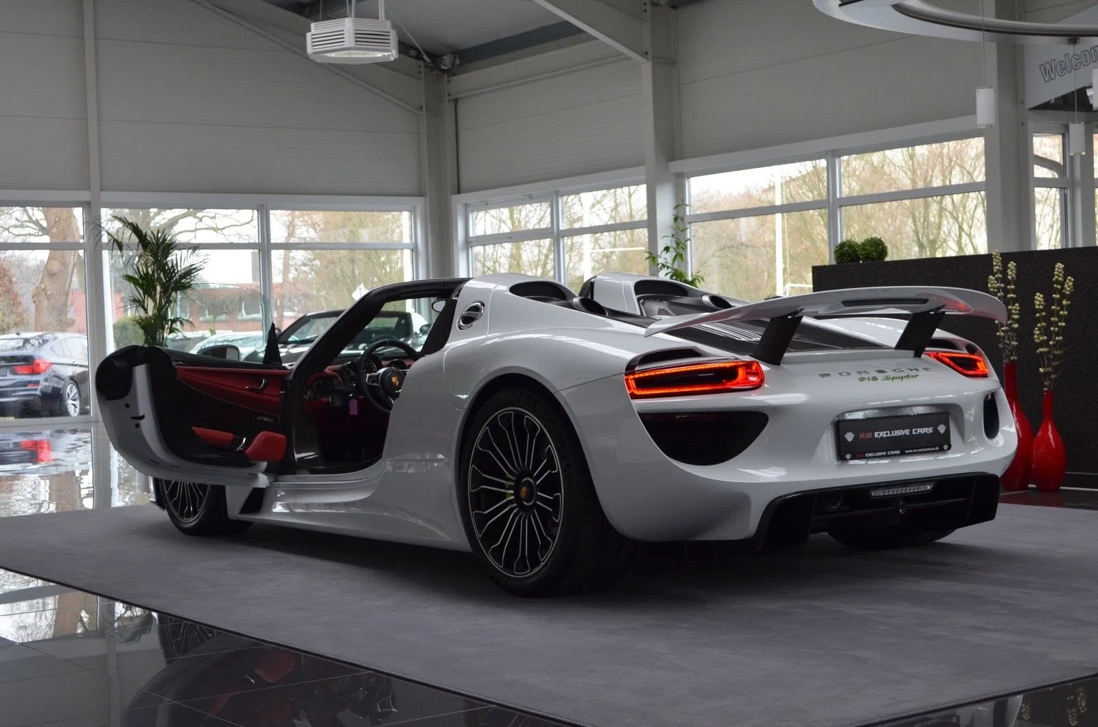 2016 Porsche 918 Spyder
