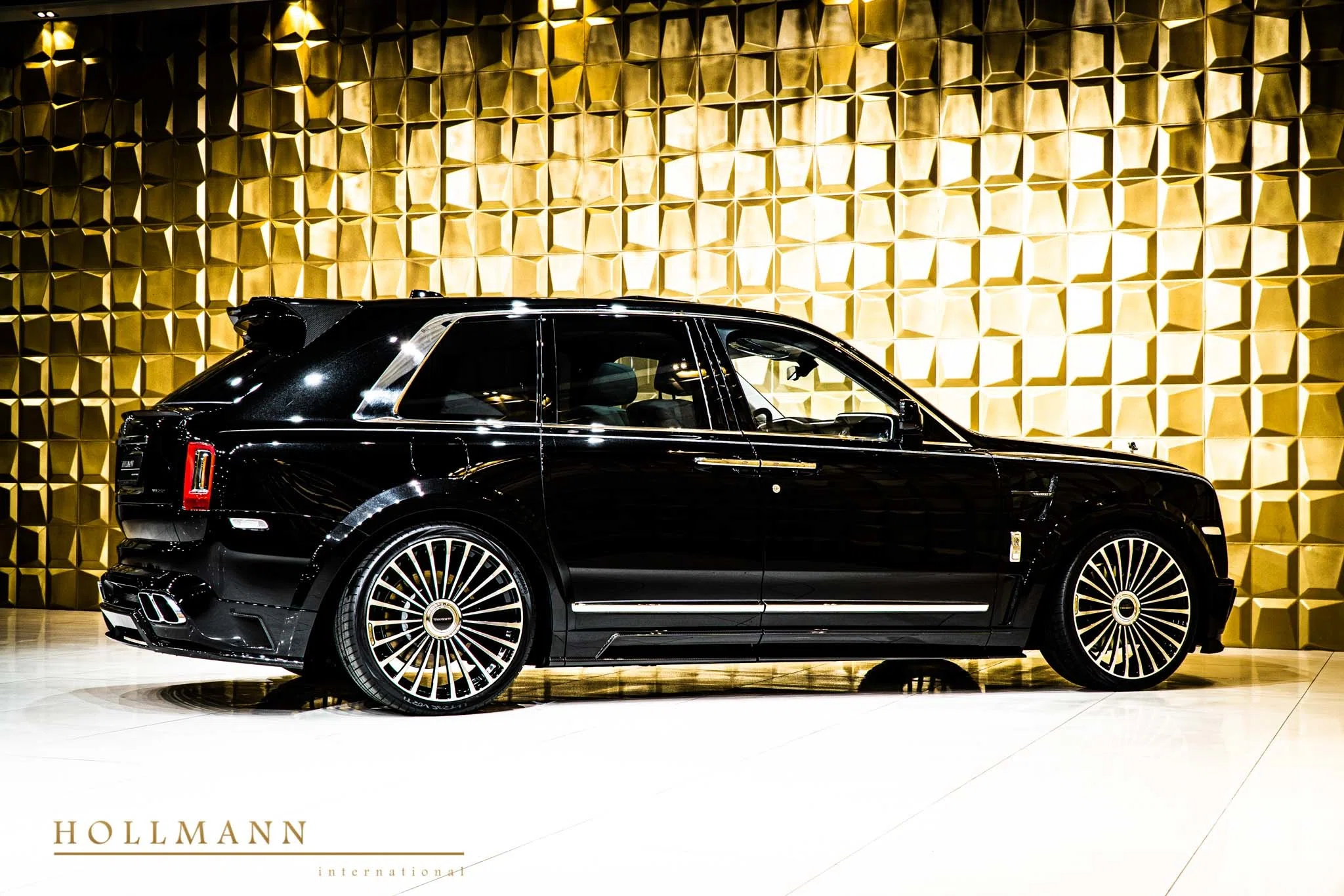 2020 Mansory Cullinan for sale, exterior, Black Diamond