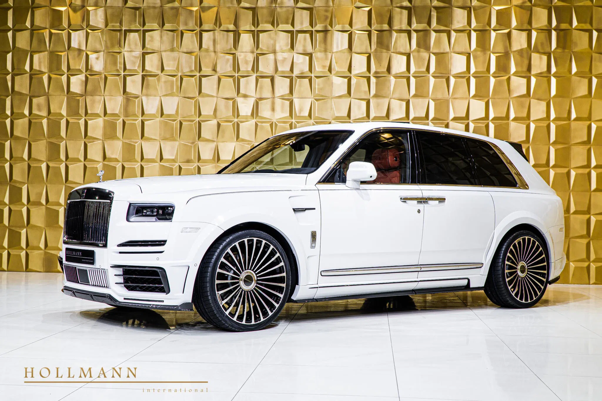 2020 Mansory Cullinan for sale, exterior, Arctic White