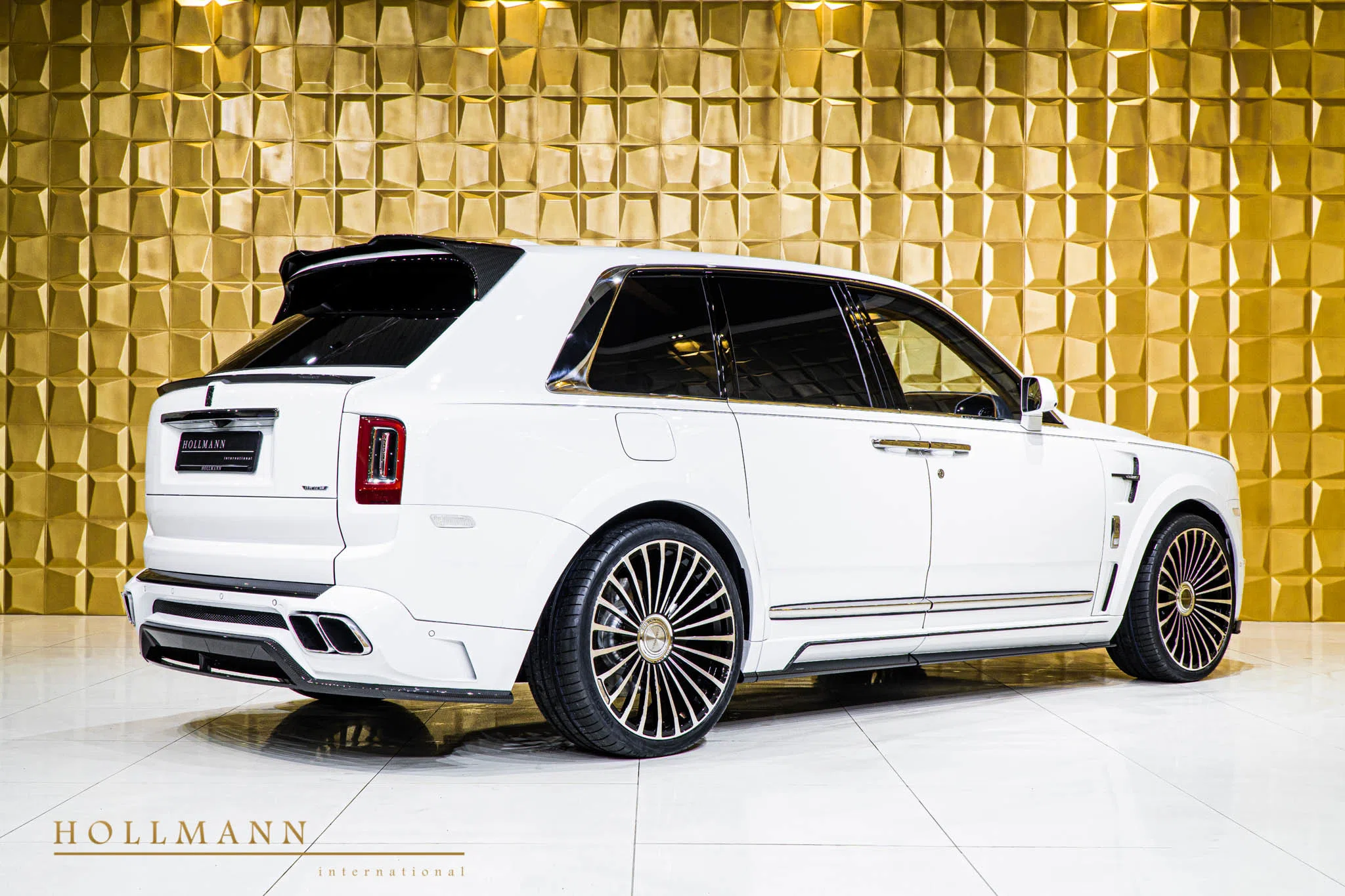 2020 Mansory Cullinan for sale, exterior, Arctic White