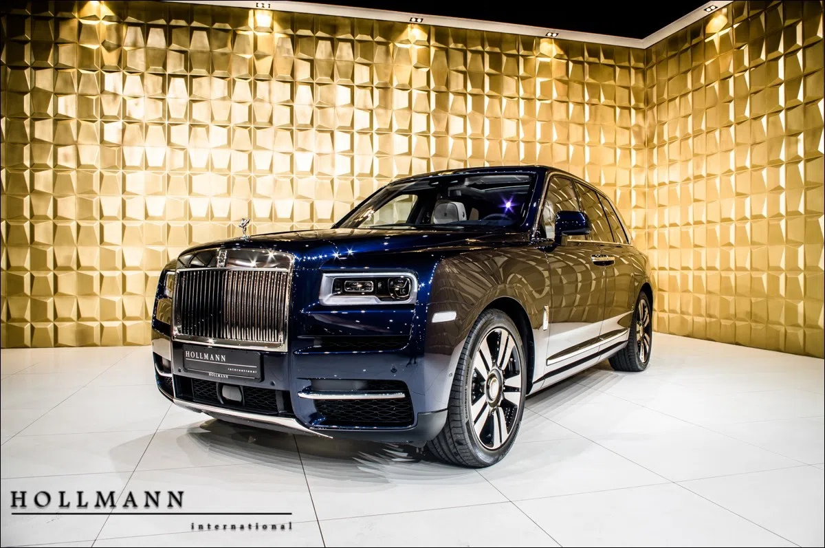 2020 Rolls-Royce Cullinan for sale, exterior, Midnight Sapphire
