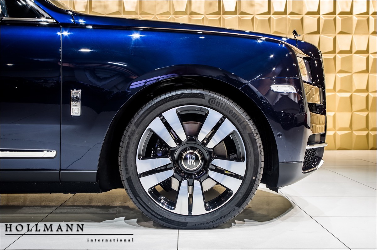 2020 Rolls-Royce Cullinan, 5/20