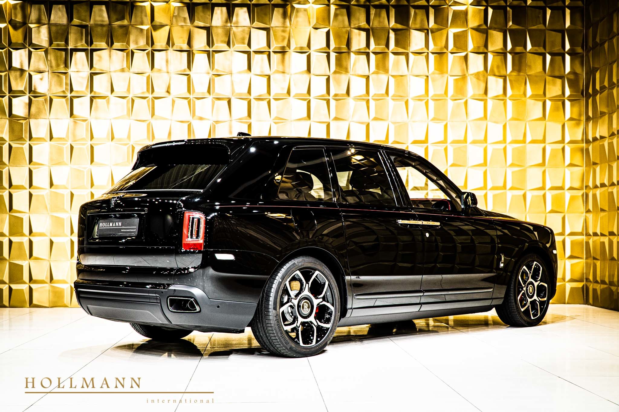 2020 Rolls-Royce Cullinan Black Badge, 6/20
