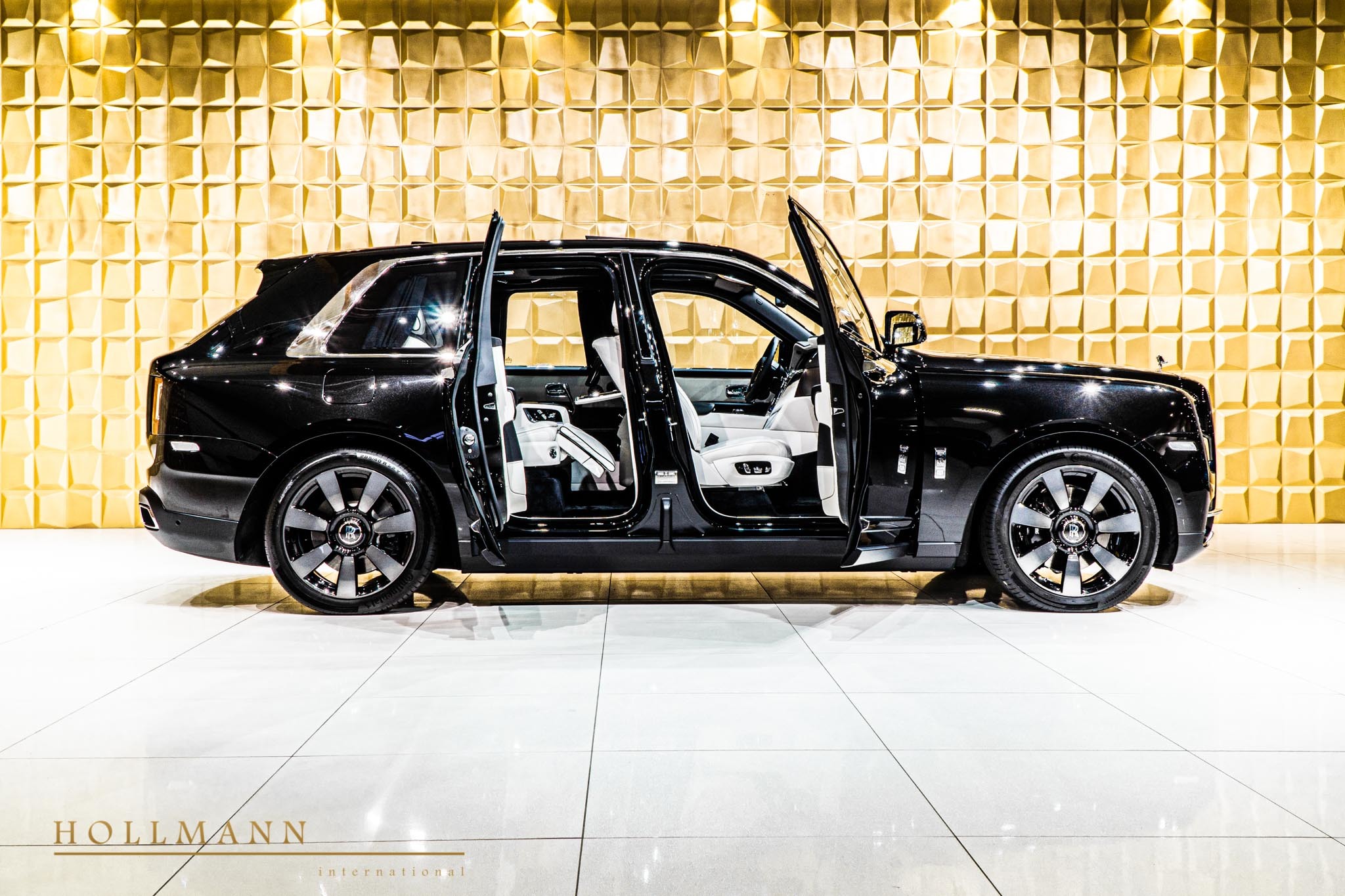 2020 Rolls-Royce Cullinan