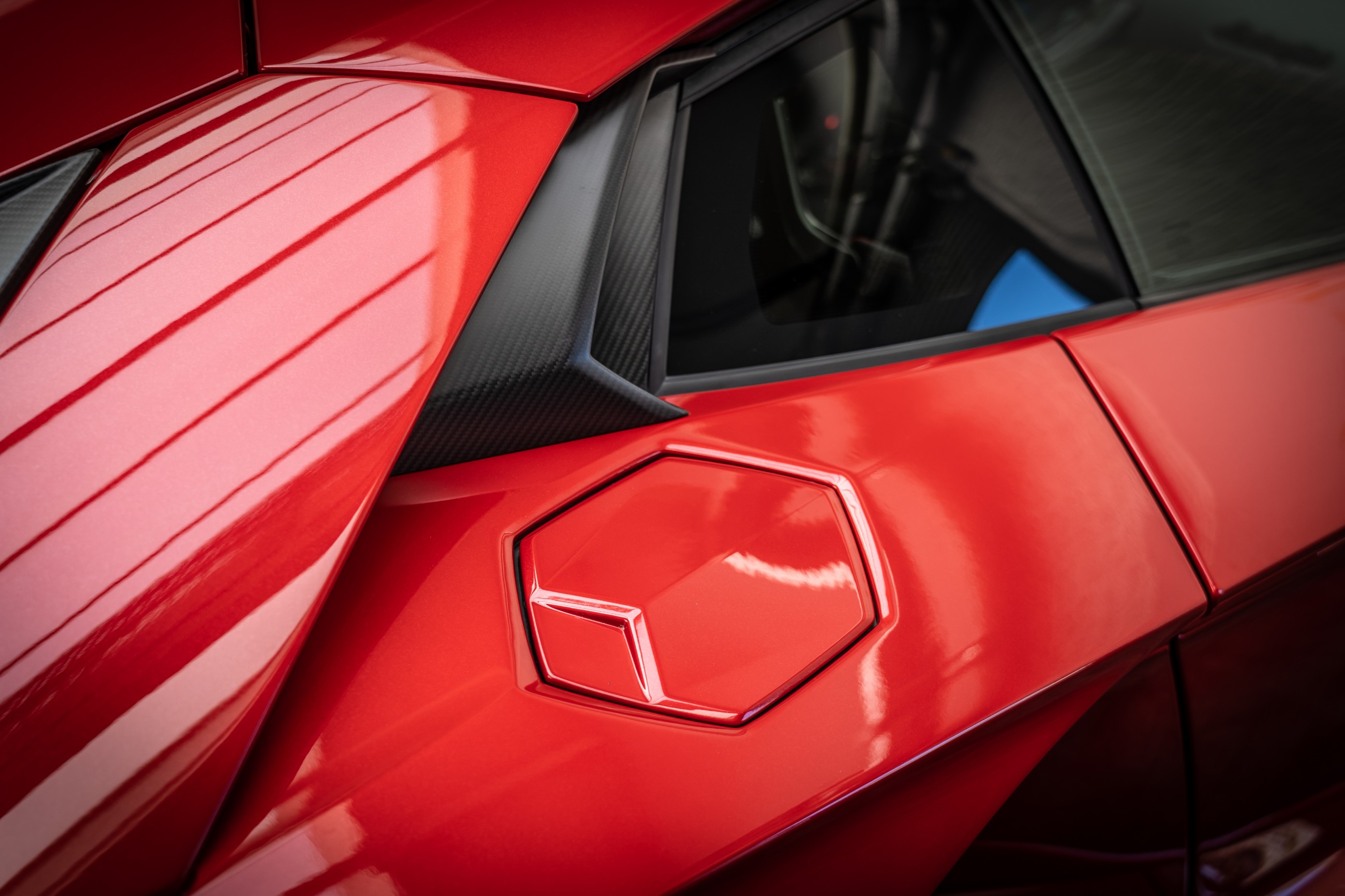 2015 Lamborghini Aventador SV LP750-4, 8/9
