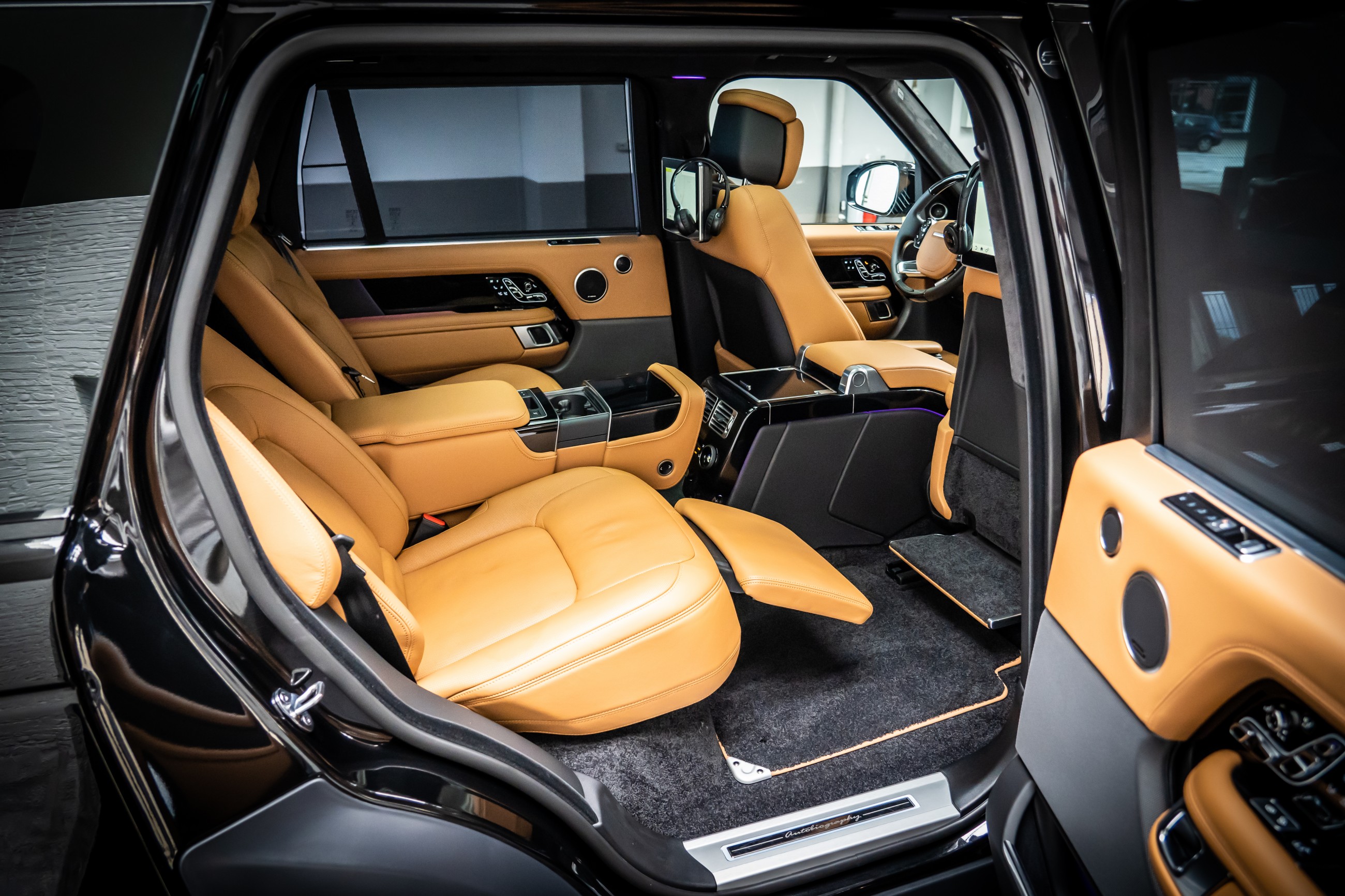2019 Land Rover Range Rover 5.0 LWB AUTOBIOGRAPHY, 6/9