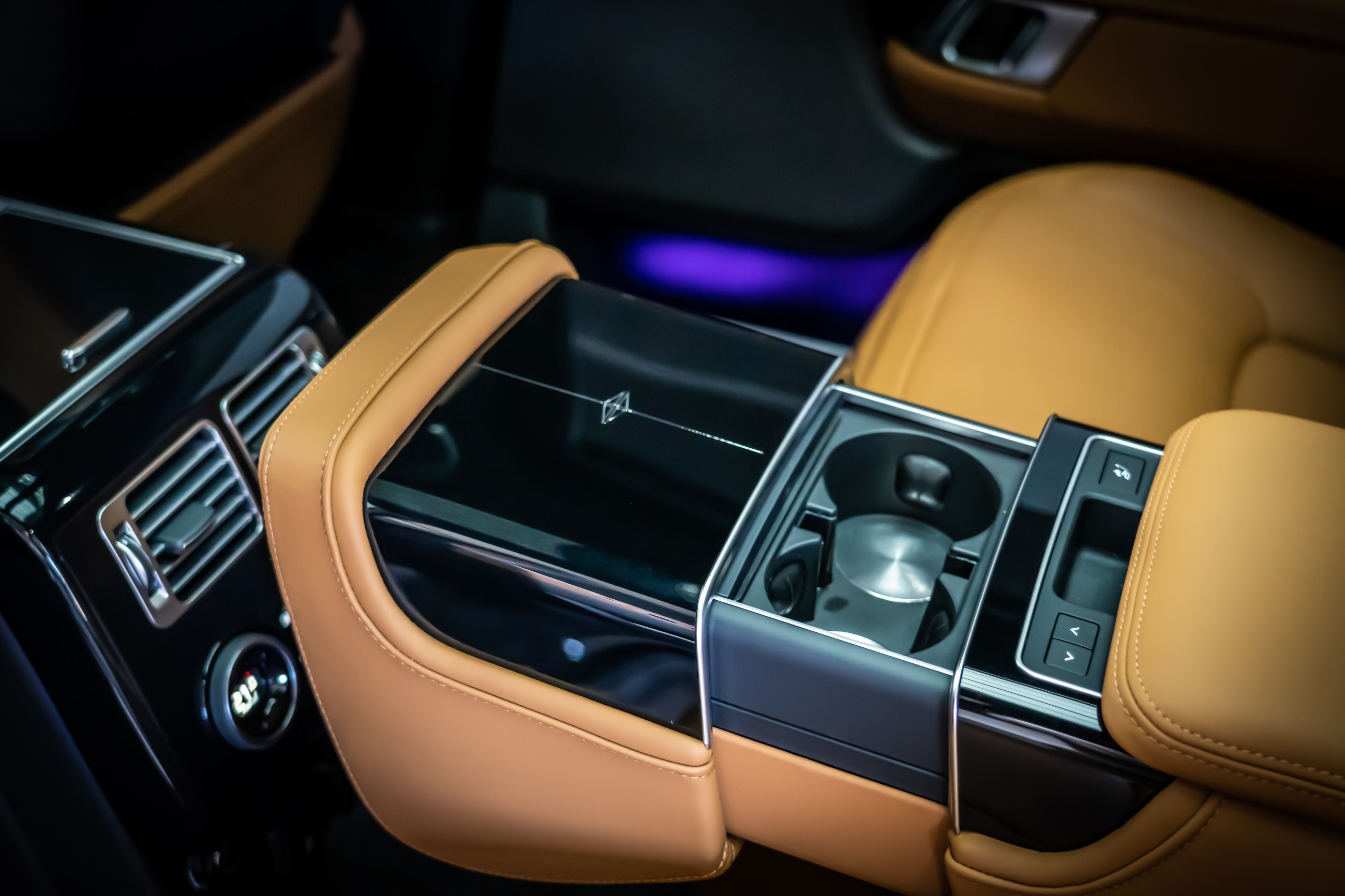2019 Land Rover Range Rover 5.0 LWB AUTOBIOGRAPHY, 8/9