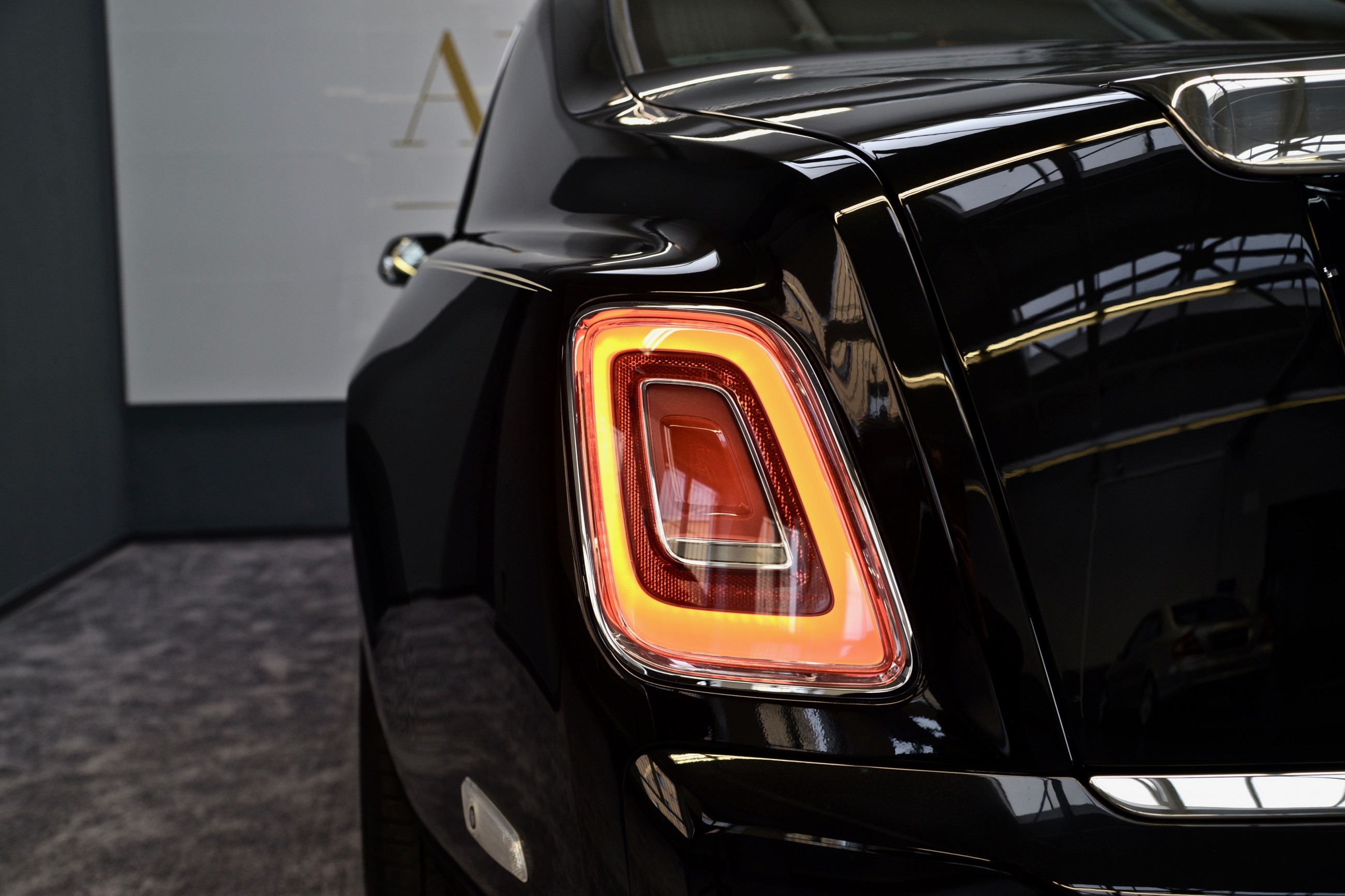 2020 Rolls Royce Phantom VIII, 4/16