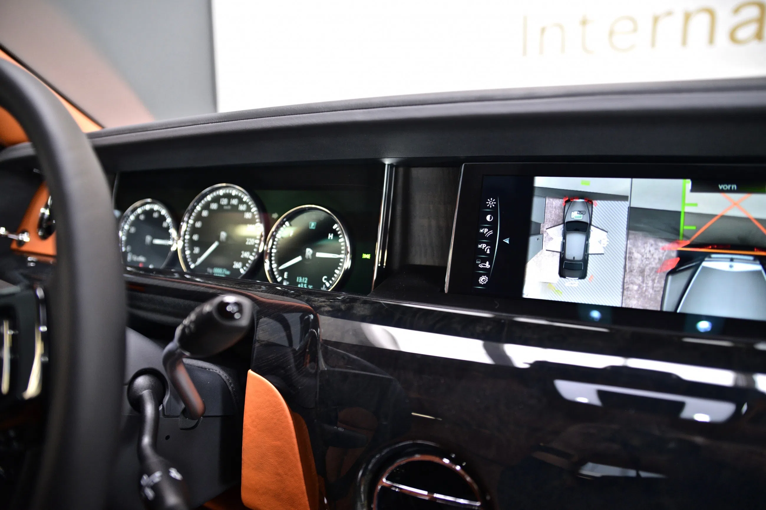 2020 Rolls Royce Phantom VIII interior