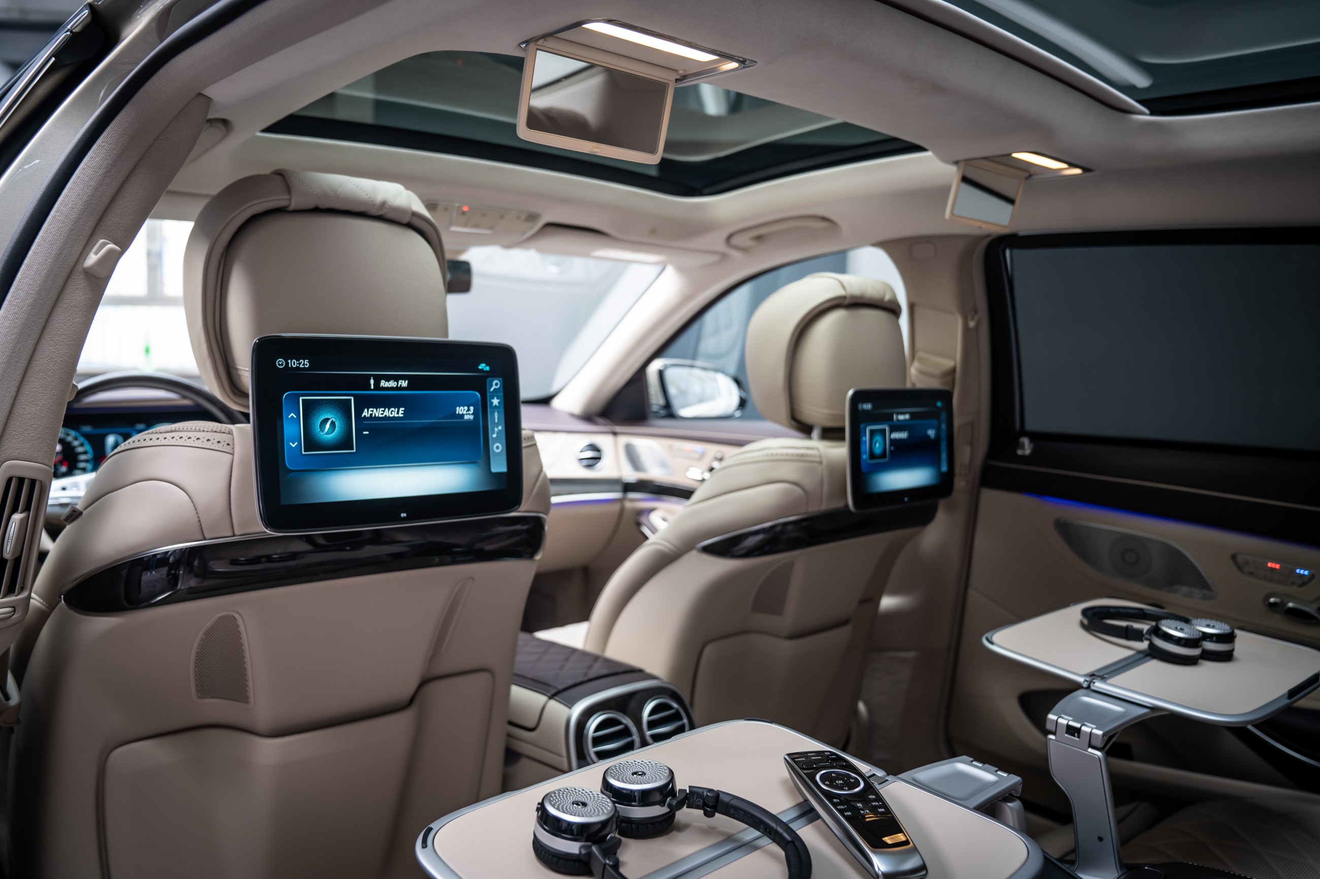 2020 Mercedes-Maybach S 560 4Matic, 10/19