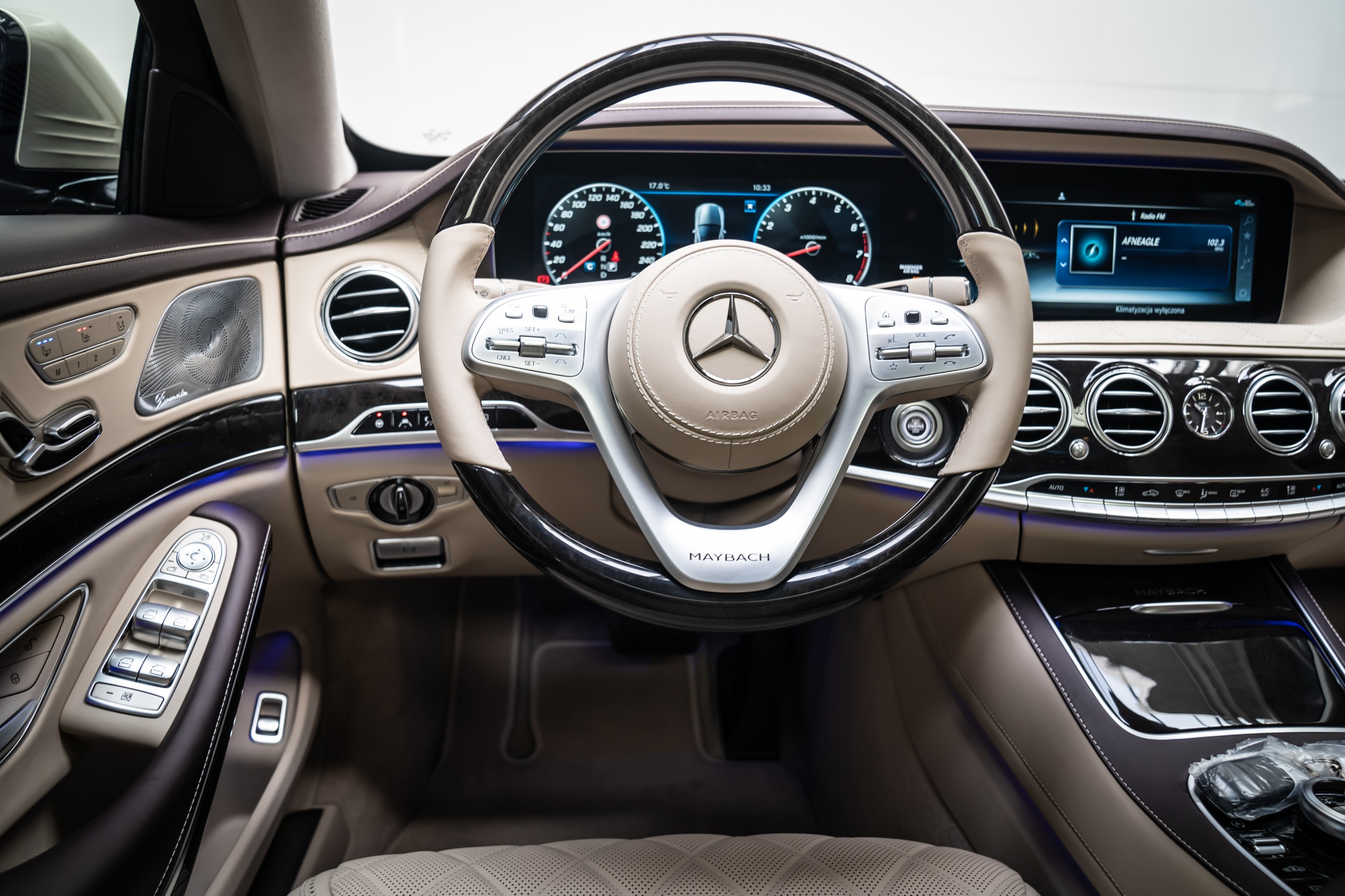 2020 Mercedes-Maybach S 560 4Matic, 15/19