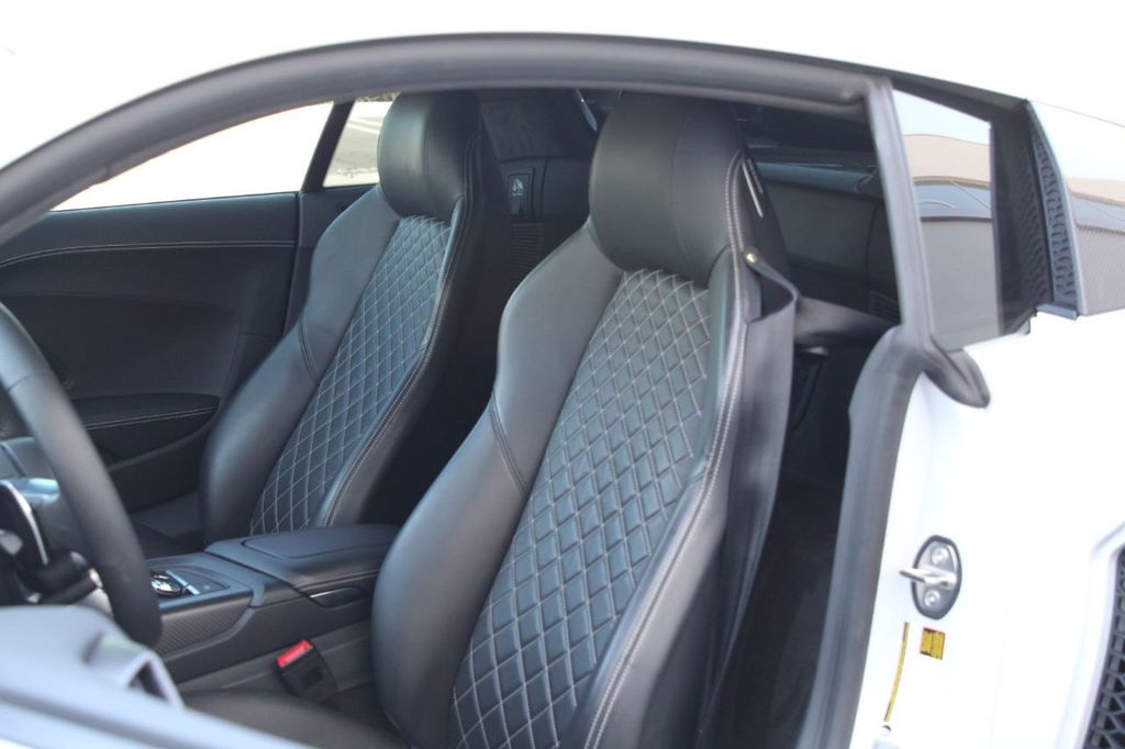2017 Audi R8 Coupe, 3/20