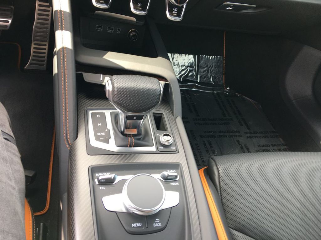 2017 Audi R8 Coupe, 13/16