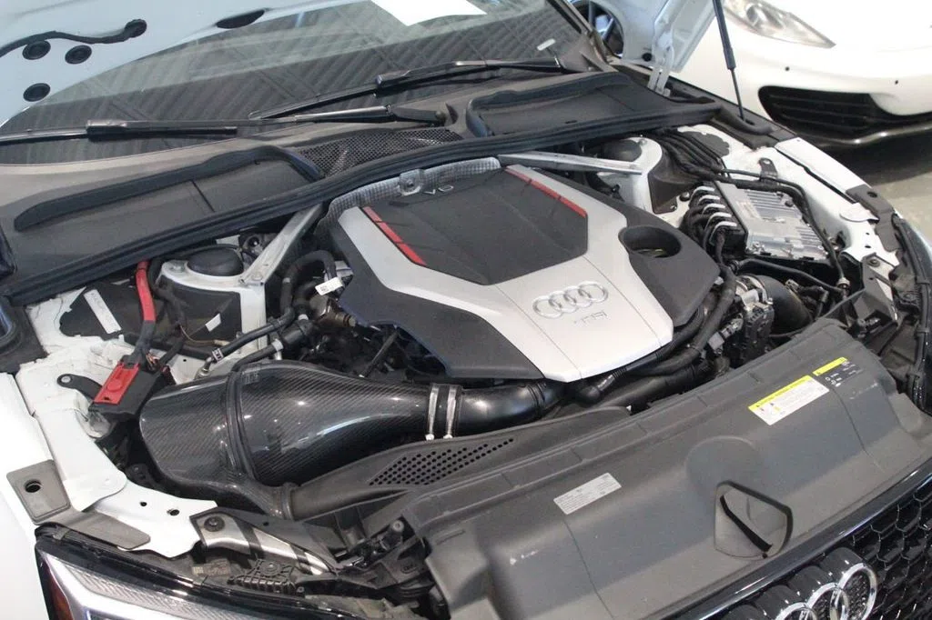 2018 Audi S5 Coupe engine