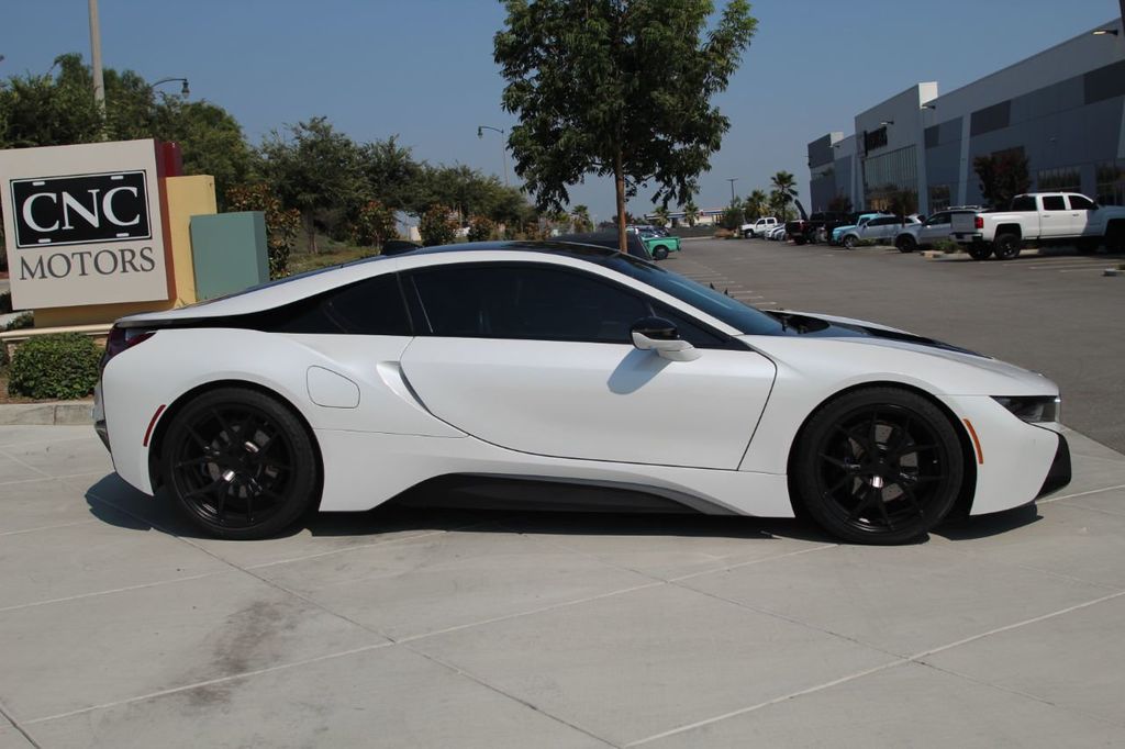 2015 BMW i8, 6/19