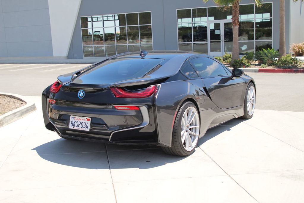 2015 BMW i8, 20/20